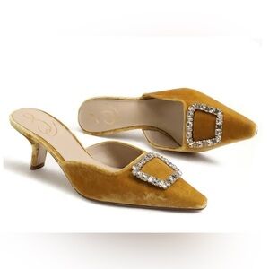 Sam Edelman Yellow Mustard Velvet Mules 
Women’s Size: 8
